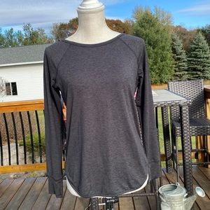 DSG Womens Layer with back cut out design! Like NEW! Spandex blend